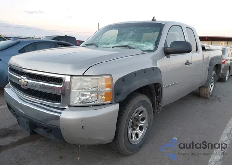 2008 Chevrolet Silverado 1500 Work Truck z USA, uszkodzony, nr VIN 2GCEK190981185786